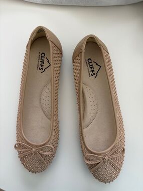 Cliffs by White Mountain Women's Carlicia Ballet Flats Size 6.5